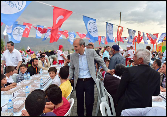 İftar Sofrasını Baydemirli'de kurdu