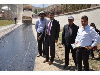 Ateş soluyarak oruç tutuyorlar