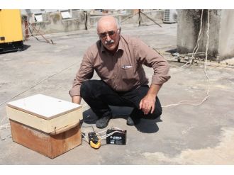 Yaptığı cihaz ile sıcaklığı düşürebileceğini ileri sürdü