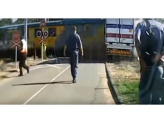 Tren dorseyi böyle biçti