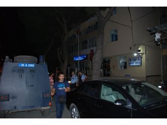 İzmi’de Emniyet Müdürlüğüne roketatarlı saldırı