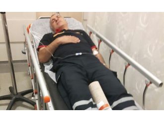 Yangını söndürmeye çalışan itfaiyeci vuruldu