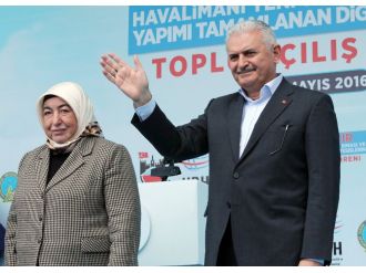 Arda Turan ve Buse Terim’i aradı