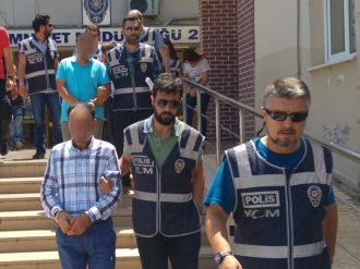 Karşılıksız çek şebekesi çökertildi