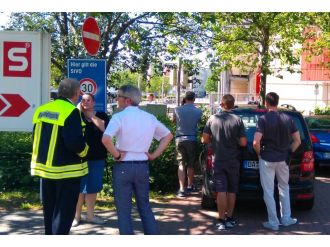 Sinemaya silahlı baskın