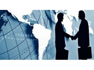 Hizmet ve inşaat arttı, parakende azaldı