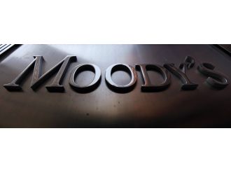 Moody’s Brexit’e olumsuz bakıyor