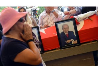 Yaşar Nuri Öztürk son yolculuğuna uğurlandı