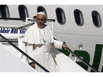 Papa Francis Ermenistan’da