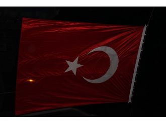 Şehidin Kırşehir’deki baba ocağı bayraklarla donatıldı