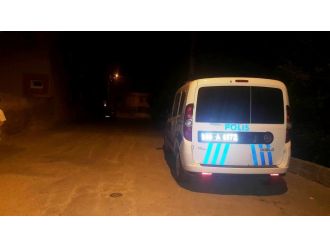 Boşandığı eşini silahla vurdu