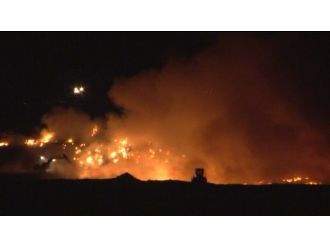 Harmandalı çöplüğü alev alev yanıyor