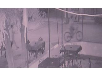 Namaz kılarken 2 bin liralık bisikleti çalındı