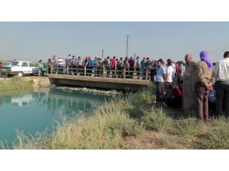 Serinlemek için sulama kanalına giren genç kayboldu