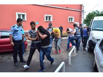 Uyuşturucu operasyonunda 17 gözaltı