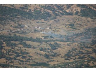 Teröristlerin panik halindeki konuşmaları telsize yansıdı