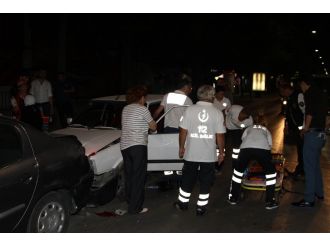 Alkollü şahıs trafiği karıştırdı: 4 yaralı