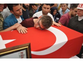 Şehit astsubay son yolculuğuna uğurlandı