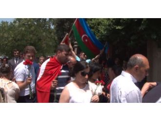 İstanbul’daki saldırı Bakü’de kınandı