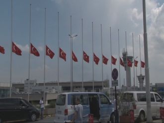 Milli Yas nedeniyle bayraklar yarıya indi