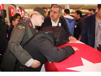 Konya şehidini uğurladı
