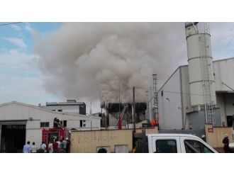 İstanbul’daki fabrika yangını kontrol altına alındı