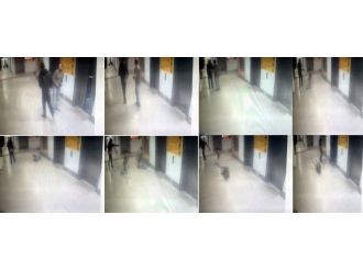 Hain saldırganın polis memurunu vurma anı kamerada