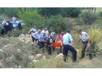 Suriyelileri taşıyan minibüs kaza yaptı: 17 yaralı