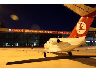 Yüksekova’ya 11 ay sonra ilk uçak