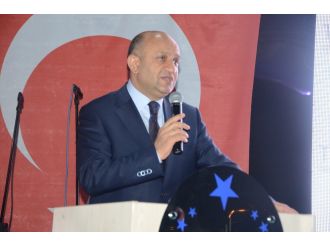 "Birlik beraberliğimiz sürdükçe kimse Türkiye’ye dik çöktüremez"