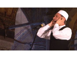 Ayasofya’da 85 yıl aradan sonra ezan