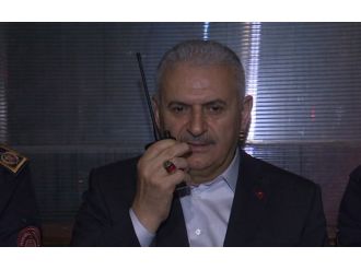 Başbakan telsizden anons geçti