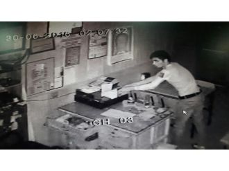 Sadaka kutusunu çaldı, güvenlik kamerasından kaçamadı