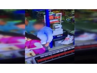 ’Sticker’lı tacizci kamerada