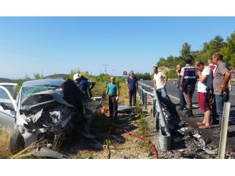 Antalya’da feci kaza: 2 ölü, 6 yaralı