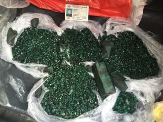 İstanbul’da 1 milyonluk zümrüt operasyonu