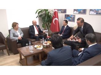 AK Parti’den MHP’ye bayram ziyareti