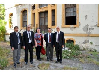 Şehit çocuklarına 1 milyon liralık burs