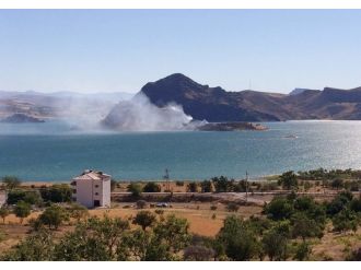 Tarihi kalede yangın