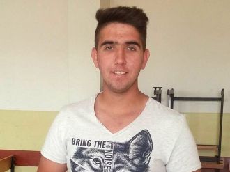 Elektrik direğine çarpan motosikletli hayatını kaybetti