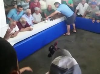 Horoz festivaline polis baskını