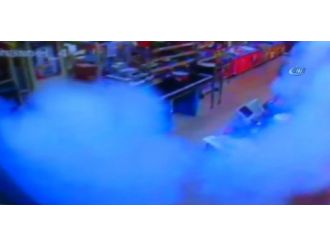 Diyarbakır’da markete bombalı saldırı