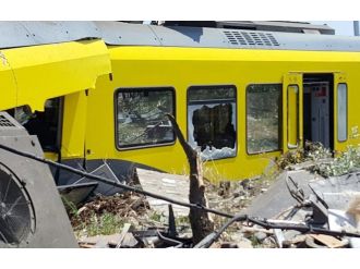 İtalya’da ölü sayısı 20’ye yükseldi