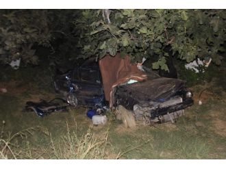 Emekli komiser ve eşi trafik kazası kurbanı