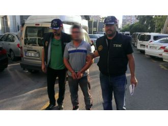 İzmir’de eş zamanlı terör baskınları: 11 gözaltı