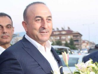 Bakan Çavuşoğlu Fransız mevkidaşı ile görüştü