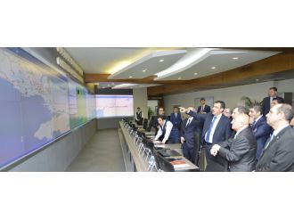 Bakan tarihi operasyonu canlı izledi