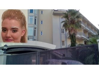 Ölüm Hollandalı kızı tatilde yakaladı