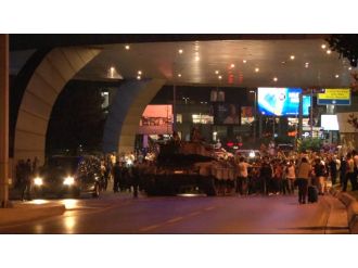 Tanklar Atatürk Havalimanından çekiliyor