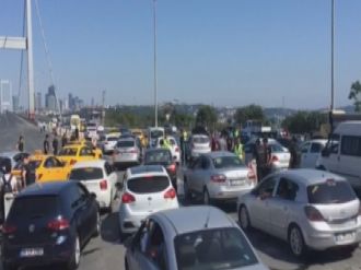 Boğaziçi Köprüsü trafiğe açıldı